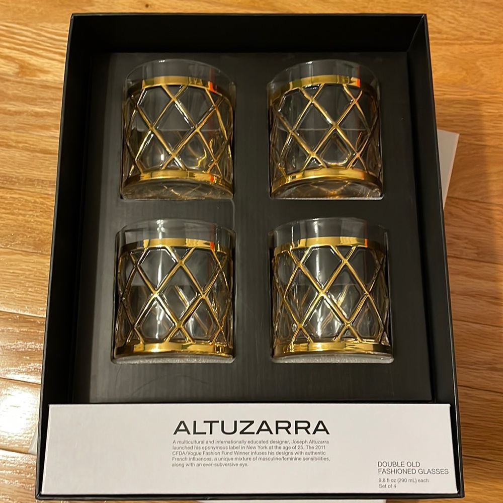 Altuzarra Set of Four Double Old-Fashioned with 18k Gold Pattern New - Unopened